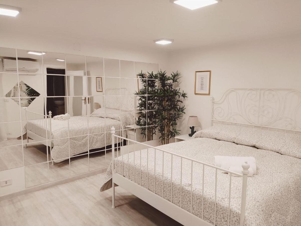 Interno25 Apartment Taranto Exterior photo